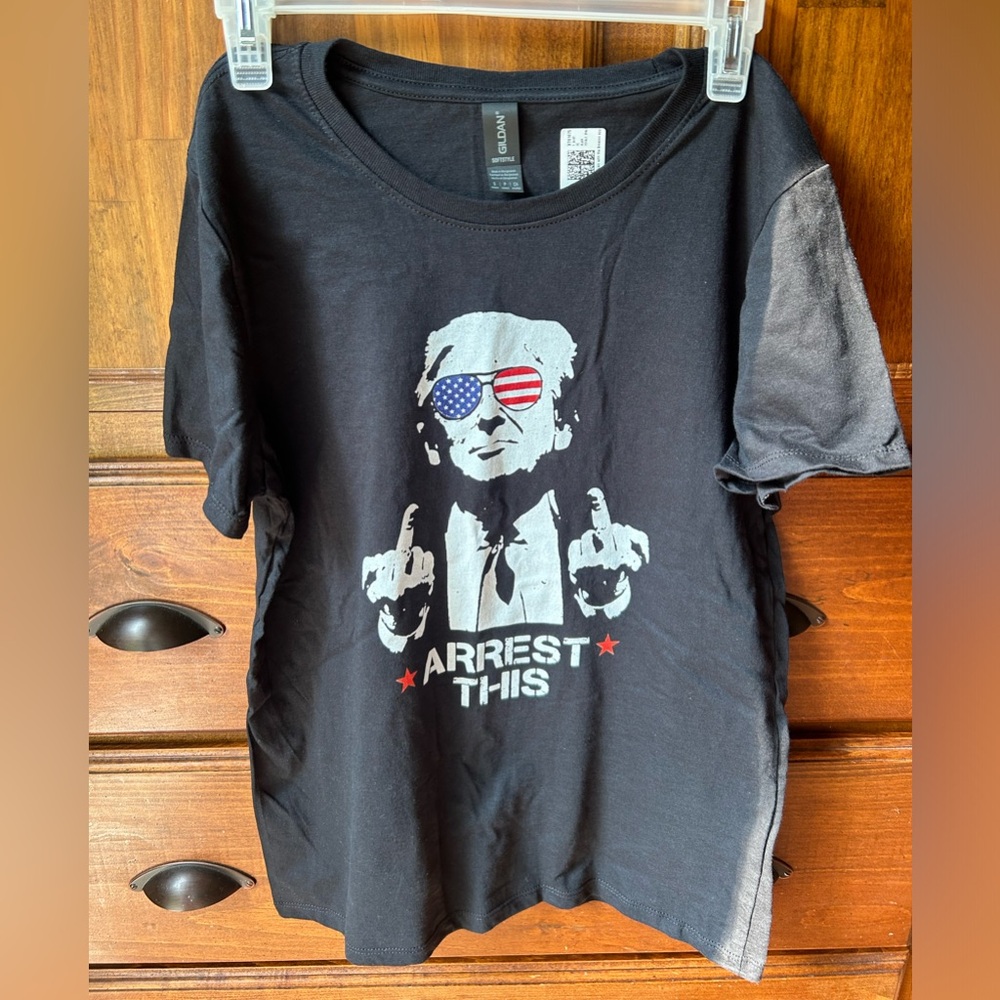 Trump Arrest This T-shirt
